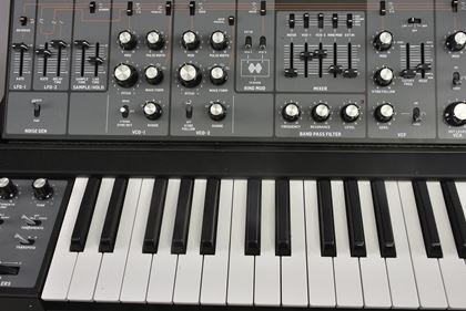 Behringer-MS-5